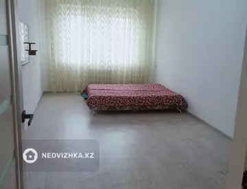 2-комнатная квартира, этаж 3 из 9, 60 м²