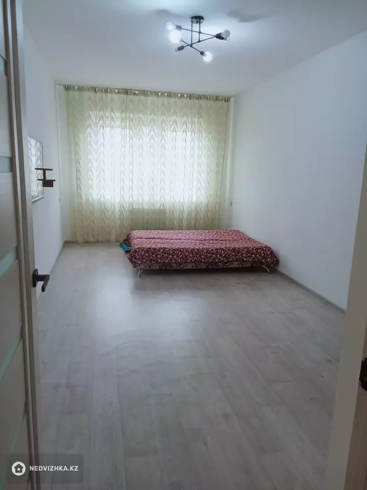 60 м², 2-комнатная квартира, этаж 3 из 9, 60 м², изображение - 1