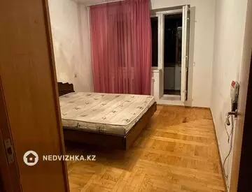 3-комнатная квартира, этаж 2 из 5, 64 м², на длительный срок