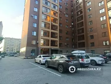 2-комнатная квартира, этаж 4 из 9, 50 м²