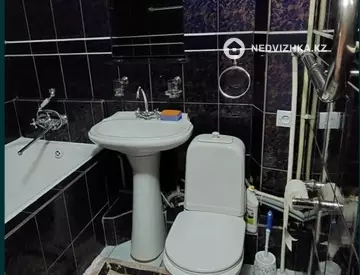 2-комнатная квартира, этаж 3 из 5, 50 м², на длительный срок