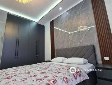 2-комнатная квартира, этаж 12 из 16, 50 м², посуточно