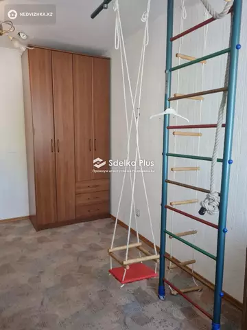 3-комнатная квартира, этаж 1 из 5, 66 м²