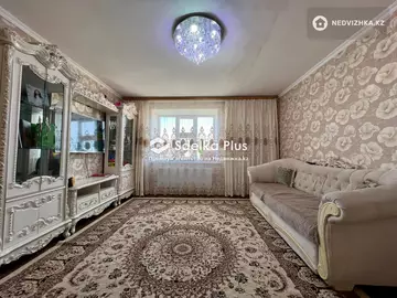 3-комнатная квартира, этаж 9 из 9, 80 м²