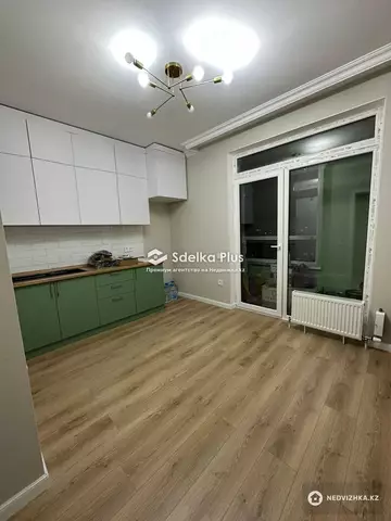 1-комнатная квартира, этаж 9 из 14, 42 м²