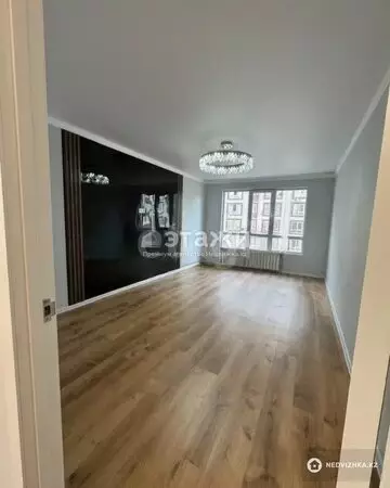 3-комнатная квартира, этаж 3 из 9, 80 м²