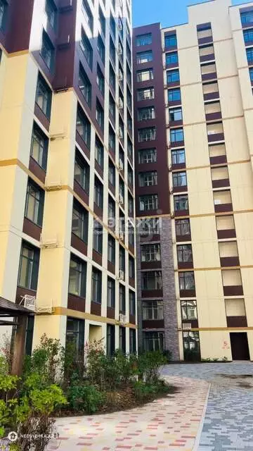 1-комнатная квартира, этаж 8 из 15, 41 м²