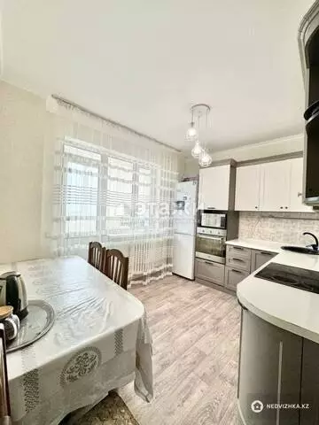 42 м², 1-комнатная квартира, этаж 9 из 13, 42 м², изображение - 1