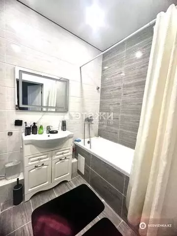 2-комнатная квартира, этаж 10 из 12, 60 м²