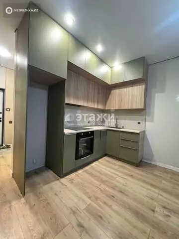 2-комнатная квартира, этаж 8 из 9, 43 м²