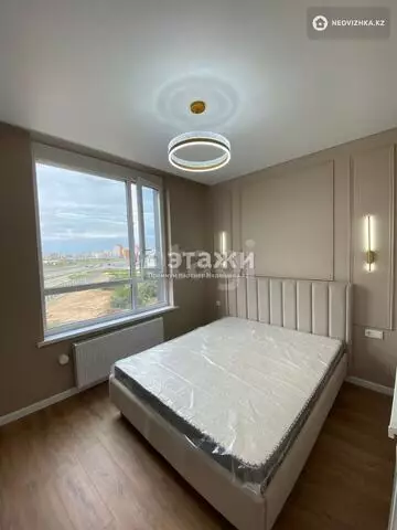 2-комнатная квартира, этаж 4 из 9, 42 м²