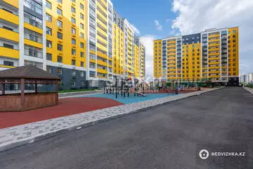 1-комнатная квартира, этаж 1 из 12, 40 м²