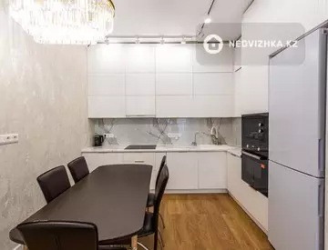 90 м², 3-комнатная квартира, этаж 2 из 9, 90 м², изображение - 1