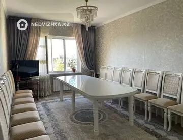 2-комнатная квартира, этаж 4 из 5, 54 м²