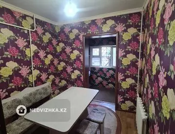 2-комнатная квартира, этаж 1 из 5, 54 м²