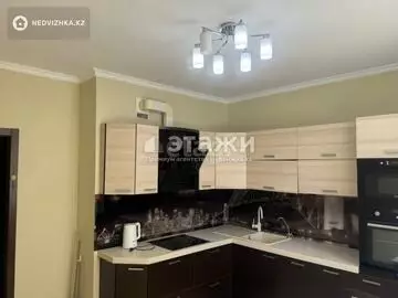 2-комнатная квартира, этаж 3 из 13, 66 м²