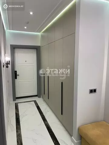 3-комнатная квартира, этаж 6 из 12, 115 м², на длительный срок