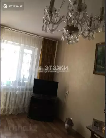 2-комнатная квартира, этаж 3 из 5, 44 м²