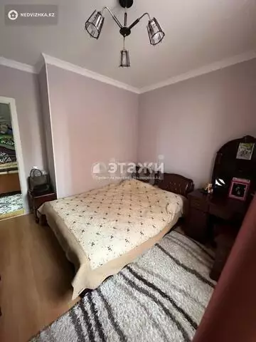 2-комнатная квартира, этаж 2 из 12, 56 м²