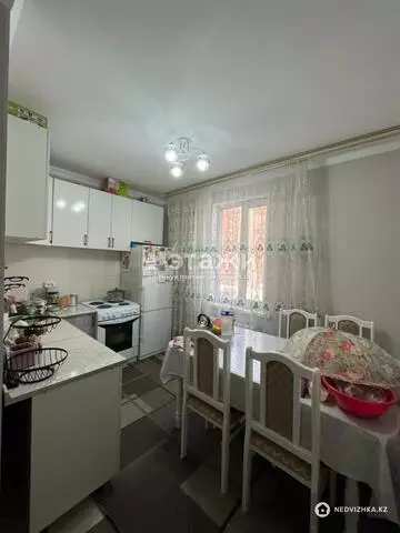 2-комнатная квартира, этаж 2 из 12, 56 м²