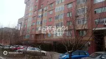 2-комнатная квартира, этаж 4 из 9, 50 м²