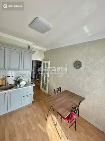 1-комнатная квартира, этаж 18 из 19, 41 м²