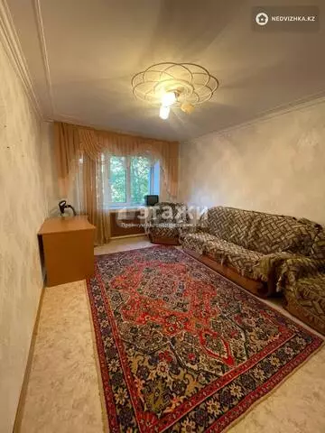 3-комнатная квартира, этаж 2 из 5, 68 м²