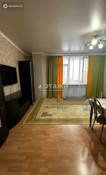 2-комнатная квартира, этаж 3 из 21, 70 м²