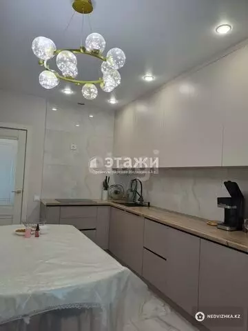 3-комнатная квартира, этаж 5 из 10, 86 м²