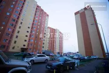 3-комнатная квартира, этаж 8 из 12, 80 м²