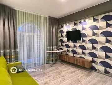 2-комнатная квартира, этаж 14 из 14, 60 м², посуточно