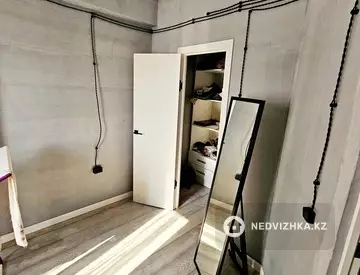 2-комнатная квартира, этаж 3 из 5, 49 м²