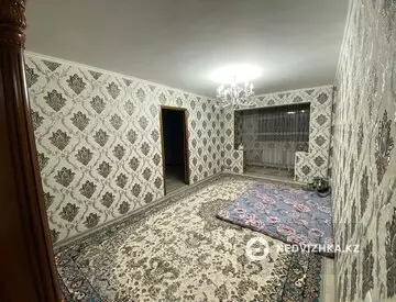 4-комнатная квартира, этаж 3 из 5, 79 м²