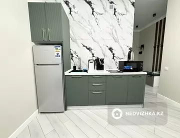 50 м², 2-комнатная квартира, этаж 10 из 20, 50 м², посуточно, изображение - 8