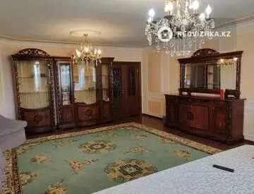 3-комнатная квартира, этаж 5 из 20, 130 м², на длительный срок