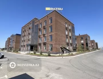 1-комнатная квартира, этаж 3 из 5, 42 м²