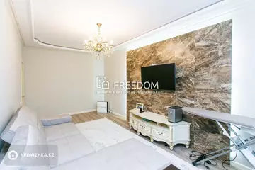 3-комнатная квартира, этаж 2 из 19, 80 м²