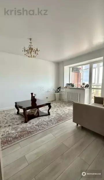 1-комнатная квартира, этаж 12 из 12, 44 м²