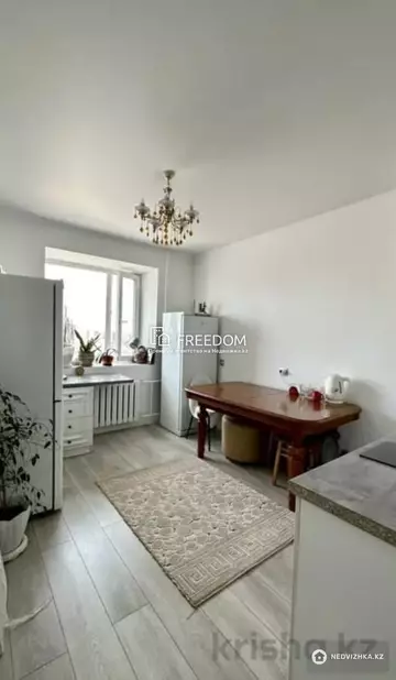 1-комнатная квартира, этаж 12 из 12, 44 м²