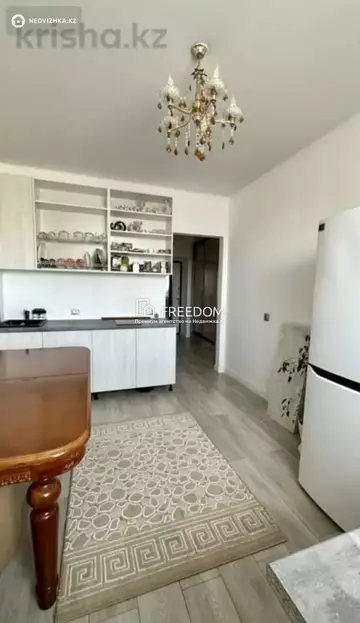 1-комнатная квартира, этаж 12 из 12, 44 м²