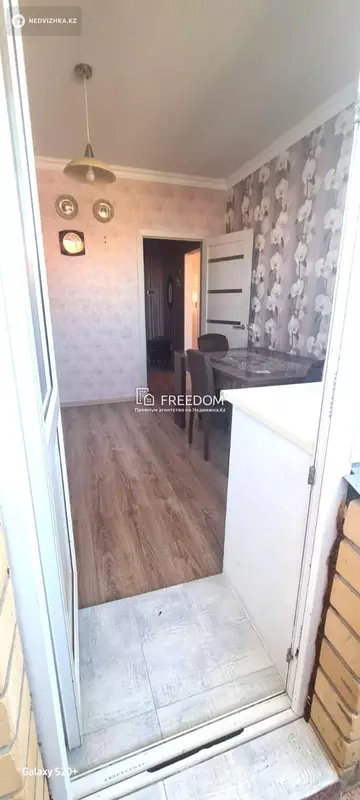 1-комнатная квартира, этаж 9 из 9, 44 м²