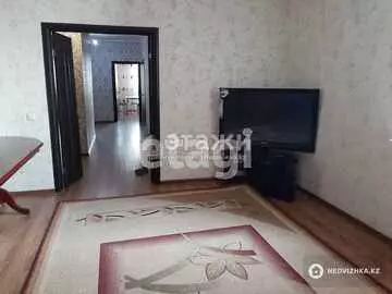 3-комнатная квартира, этаж 10 из 14, 101 м²