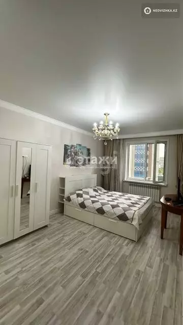 1-комнатная квартира, этаж 4 из 19, 42 м²