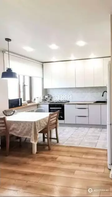 3-комнатная квартира, этаж 5 из 5, 60 м²