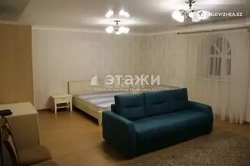 1-комнатная квартира, этаж 10 из 10, 63 м²