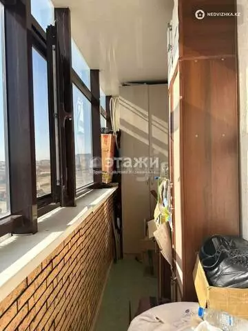 3-комнатная квартира, этаж 2 из 12, 59 м²