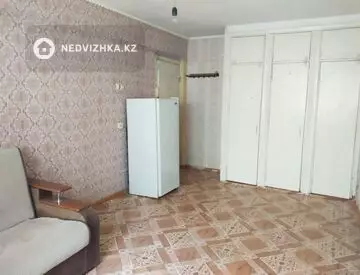 1-комнатная квартира, этаж 3 из 3, 16 м²