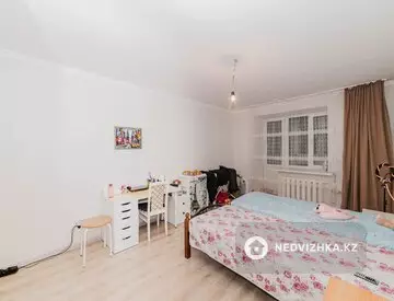 2-комнатная квартира, этаж 5 из 12, 70 м²