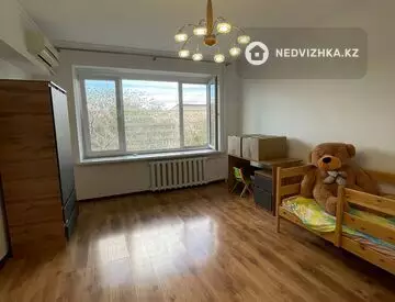 3-комнатная квартира, этаж 5 из 3, 88 м²