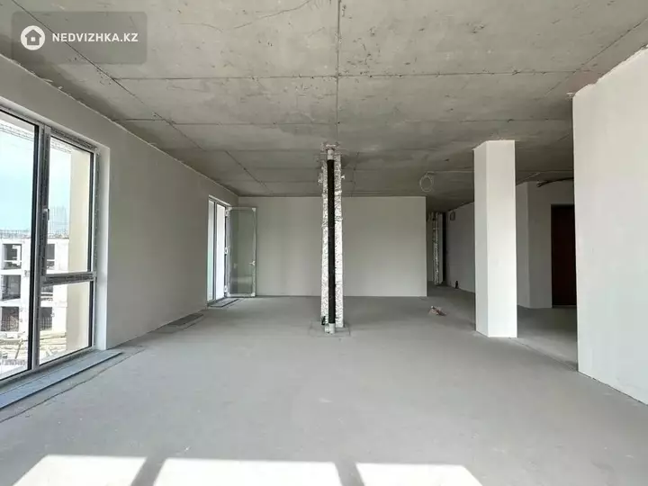 160 м², 1-комнатная квартира, этаж 2 из 3, 160 м², изображение - 1